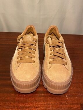 Puma x Rihanna Fenty Cleated Creeper Suede Womens Golden Brown Shoes Size 8.5